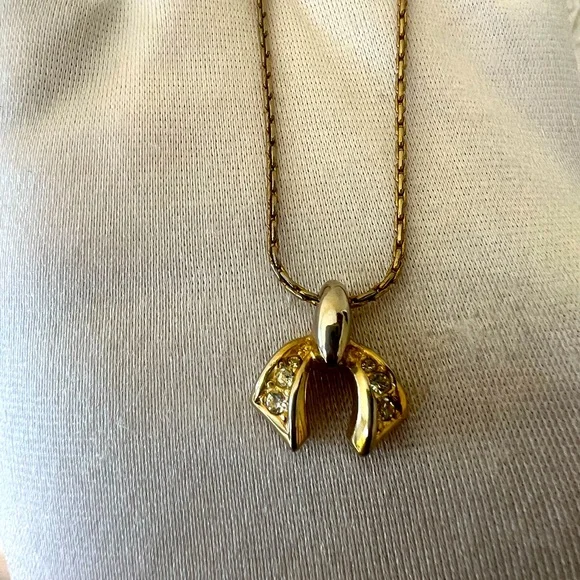 Christian Dior Crystal Bow Necklace - Picture 4 of 7